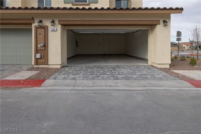 340 Summer Sparrow Ave, Townhouse with 3 bedrooms, 3 bathrooms and null parking in Henderson NV | Image 31
