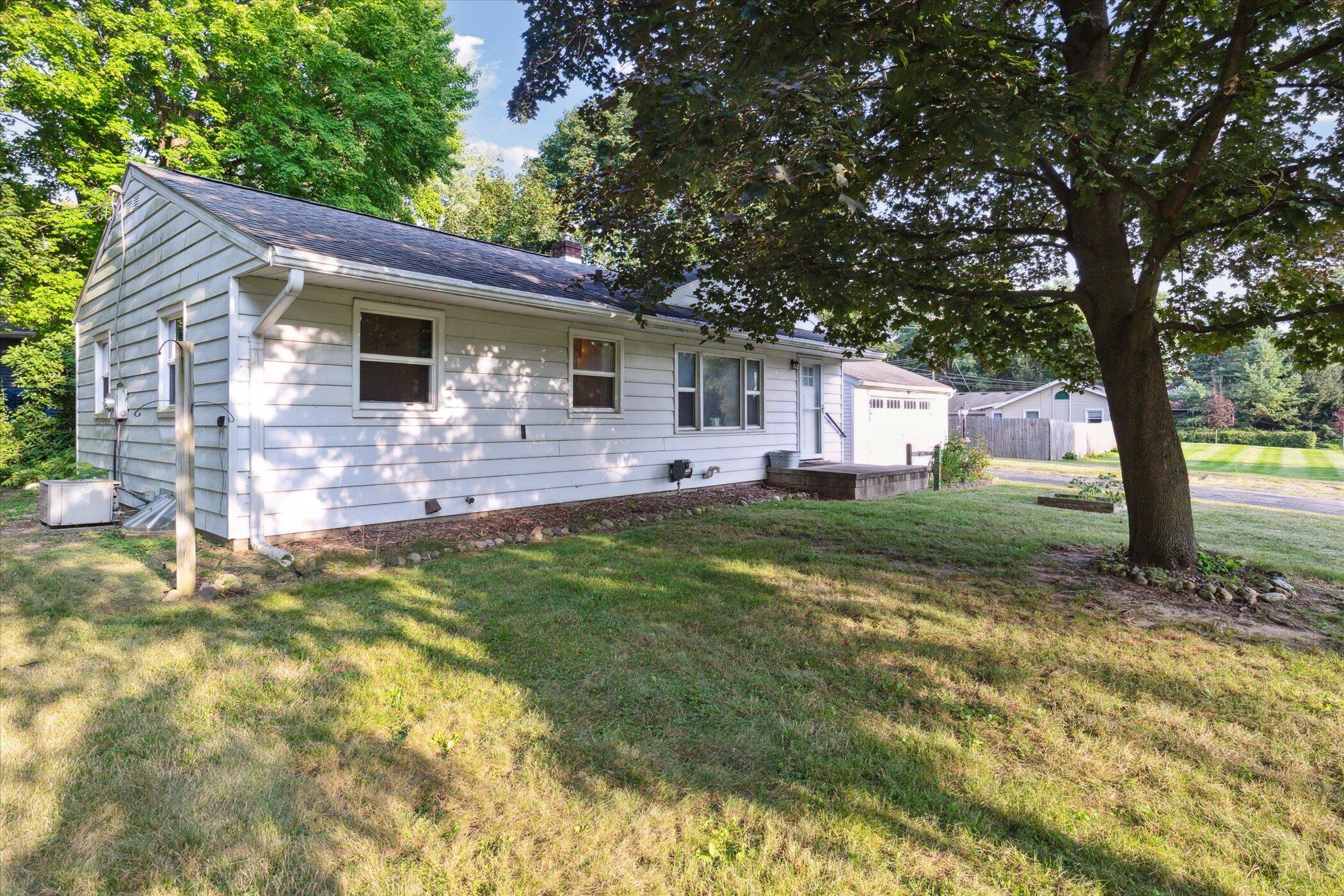12th St, Kalamazoo, MI 49009