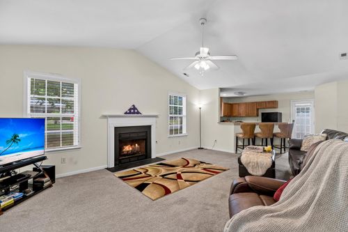 2919 Fernwood Dr, North Charleston, SC, 29406-9038 | Card Image