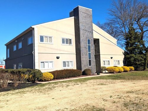 977 State Route 33 W, Monroe, NJ, 08831-7232 | Card Image