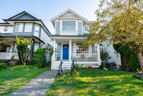 18456 65 Ave, Surrey, BC, V3S8T1 | Card Image