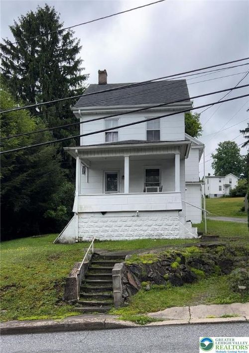 283 Hudsondale St, Weatherly, PA, 18255-1306 | Card Image