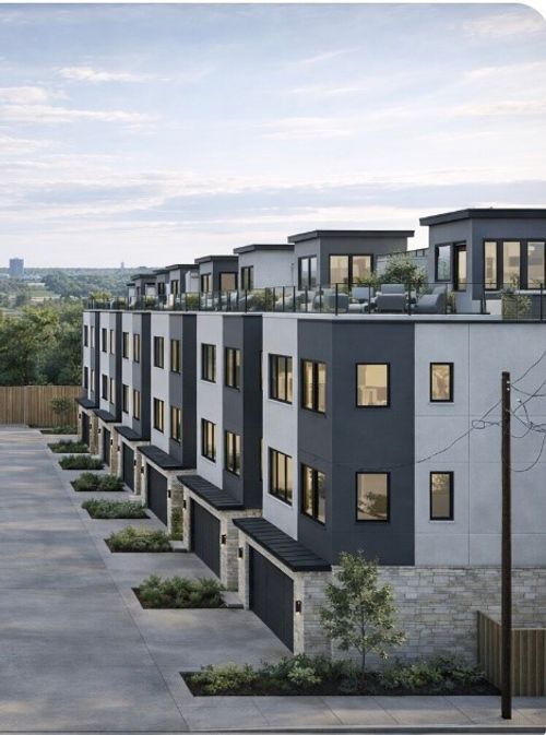 1117 Powhattan St, Dallas, TX, 75215-1049 | Card Image