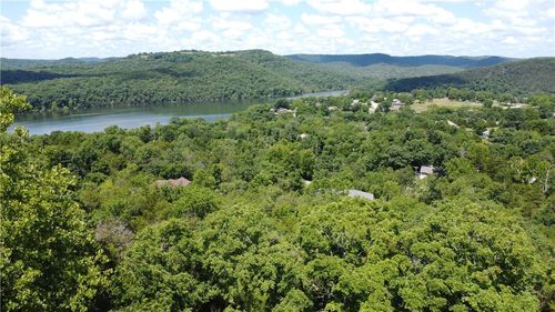17 Quail Run Dr, Holiday Island, AR, 72631-4567 | Card Image