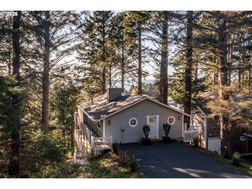 3764 E Chinook Ave, Cannon Beach, OR, 97110-2044 | Card Image