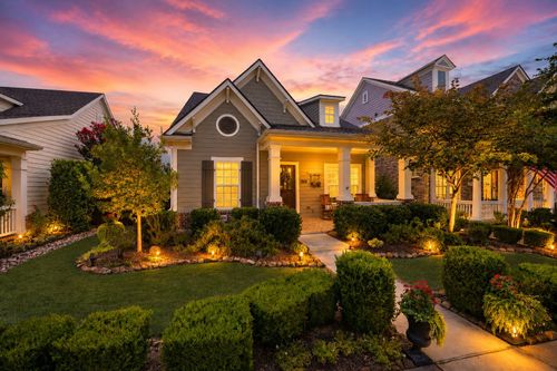 2704 Tremont Blvd, Mckinney, TX, 75071-1564 | Card Image