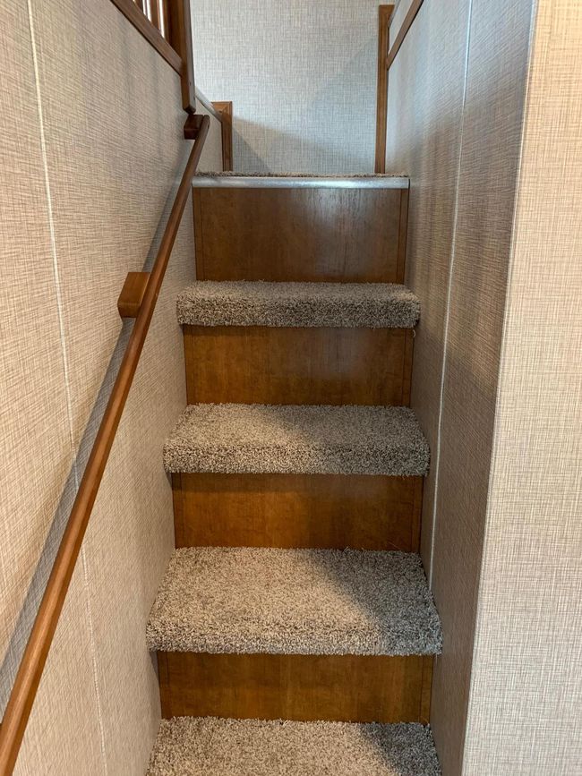 Access to the upstairs area. | Image 14