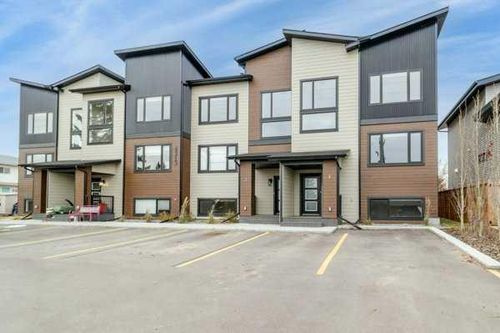 4-4-4313 48 Ave, Sylvan Lake, AB, T4S1N5 | Card Image