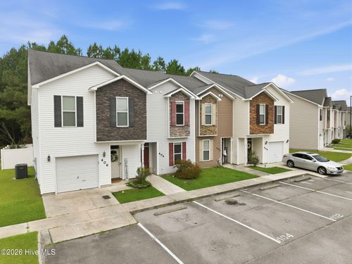 404 Glenhaven Ln, Jacksonville, NC, 28546-8431 | Card Image
