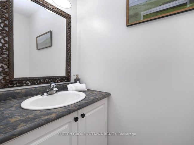 1112 St Germain Cres, House other with 4 bedrooms, 2 bathrooms and 2 parking in Orleans ON | Image 26
