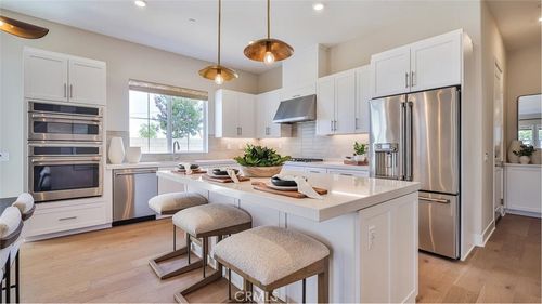 27449 Shining Willow Ln, Valencia, CA, 91381-1775 | Card Image