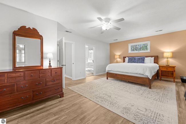6836 Aarwood Trl Nw, House other with 4 bedrooms, 2 bathrooms and null parking in Rapid City MI | Image 10