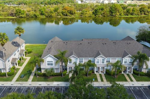 425 Kensington Lake Cir, Brandon, FL, 33511-3881 | Card Image