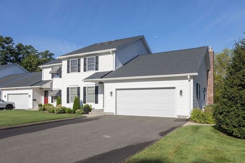 a-97 College St, South Hadley, MA, 01075-1405 | Card Image