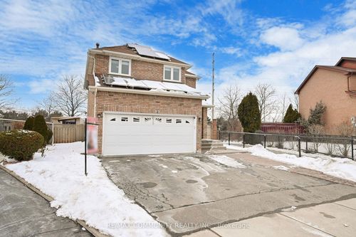 65 Creditstone Rd, Brampton, ON, L6Y4E9 | Card Image