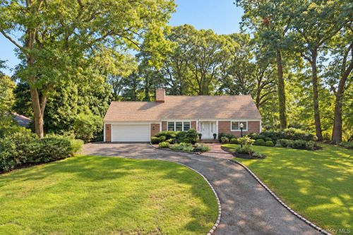 7 Soundview Dr, Port Jefferson, NY, 11777-1114 | Card Image