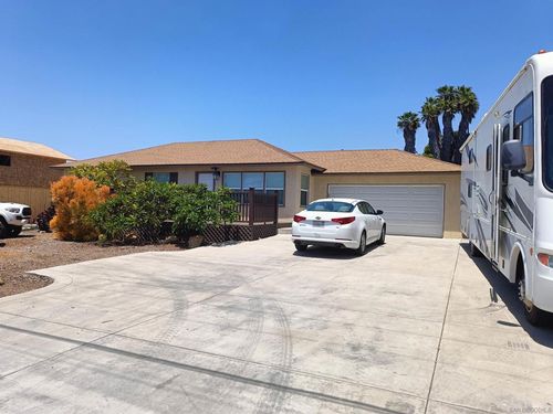 5225 Nannette St, Bonita, CA, 91902-2111 | Card Image