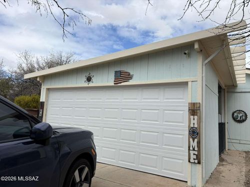 6277 E Thunder River Dr, Tucson, AZ, 85756-9748 | Card Image