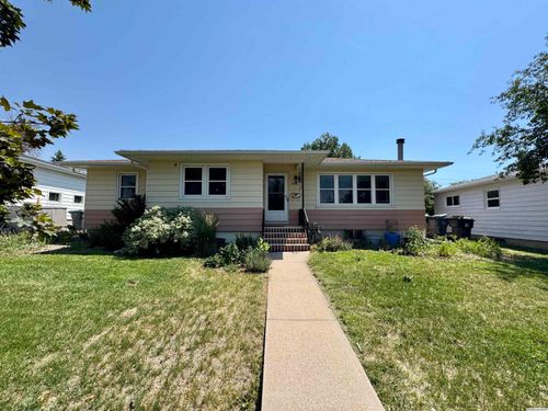 1840 Milton Dr, Cheyenne, WY, 82001-1645 | Card Image