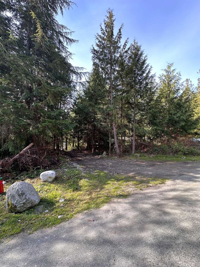6244 Sunshine Coast Highway, House other with 3 bedrooms, 2 bathrooms and 4 parking in Sechelt BC | Image 34