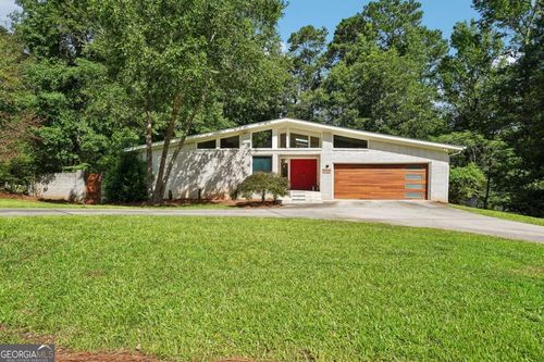 2018 Glacier Dr, Stone Mountain, GA, 30087-1506 | Card Image