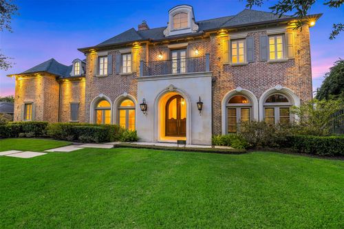 5626 Terwilliger Way, Houston, TX, 77056-2607 | Card Image
