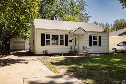 838 Sw Webster Ave, Topeka, KS, 66606 | Card Image