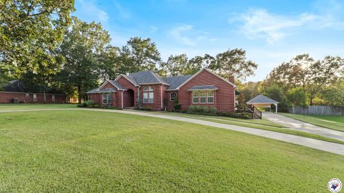 6616 Lakeridge Dr, Texarkana, TX, 75503-1924 | Card Image