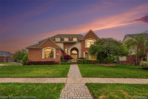21257 Gentry Dr, Macomb, MI, 48044-1854 | Card Image