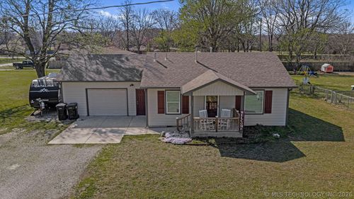 125 S Pecan Street, Oologah, OK, 74053 | Card Image
