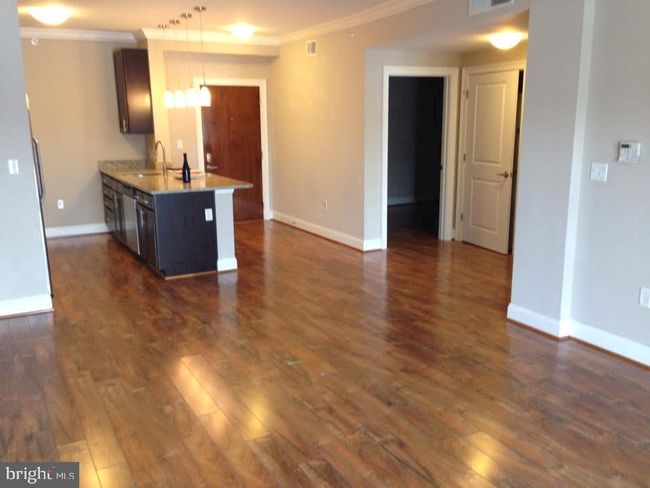 UNIT-300 - 6301 Edsall Rd, Condo with 1 bedrooms, 1 bathrooms and null parking in ALEXANDRIA VA | Image 4