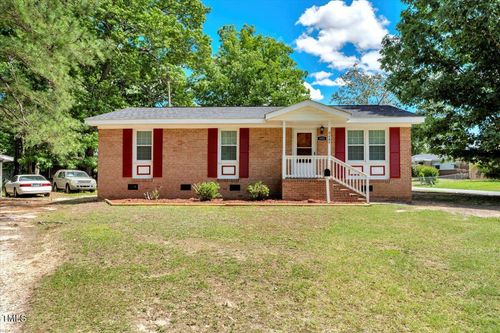 101 Apollo Cir, Roanoke Rapids, NC, 27870-4801 | Card Image