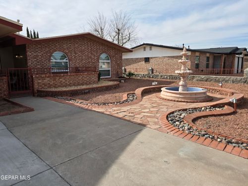 11188 Shoreline Dr, El Paso, TX, 79936-2919 | Card Image