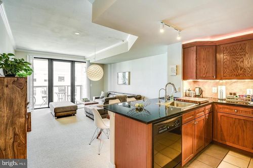 1220-616 E St Nw, WASHINGTON, DC, 20004-2279 | Card Image