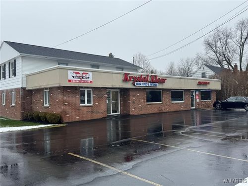 8828 Main St, Williamsville, NY, 14221-7604 | Card Image