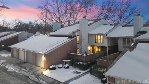 6242 Rosewood St, Mission, KS, 66205-3009 | Card Image