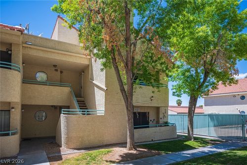 204-870 N Sloan Ln, Las Vegas, NV, 89110-2717 | Card Image