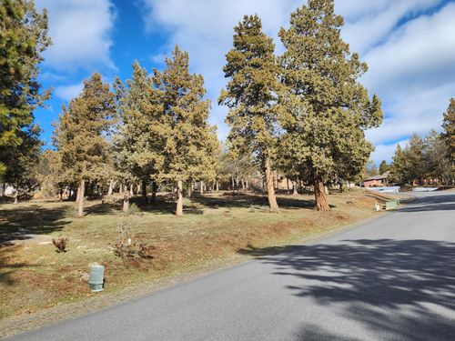 260-260 Klamath Ave, Klamath Falls, OR, 97601 | Card Image
