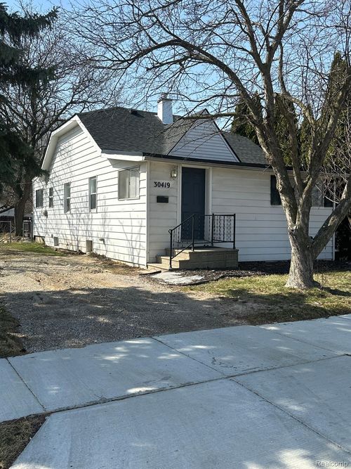 30419 Brush St, Madison Heights, MI, 48071-1816 | Card Image