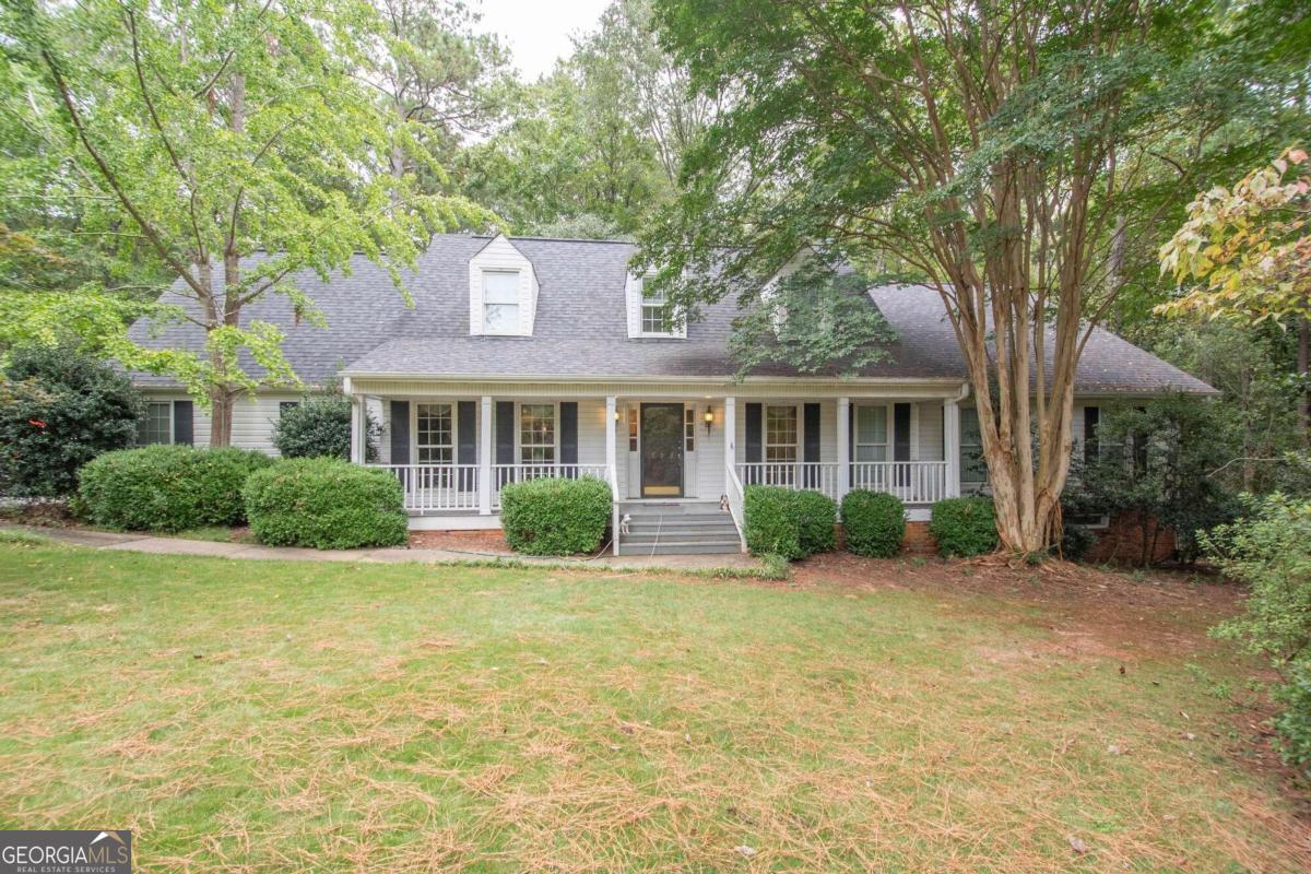 Camellia Dr, Lagrange, GA 30240