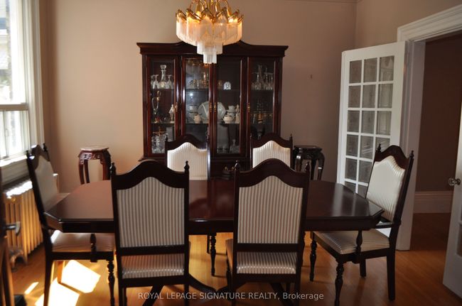 131 Dovercourt Rd, House attached with 4 bedrooms, 3 bathrooms and 2 parking in Toronto ON | Image 6