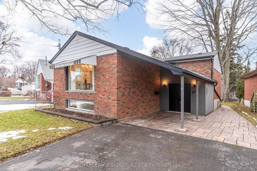 11 Mackinac Cres, Scarborough, ON, M1J1P8 | Card Image