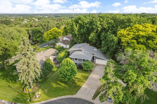 708 Brigadoon Cir, Shoreview, MN, 55126-3101 | Card Image