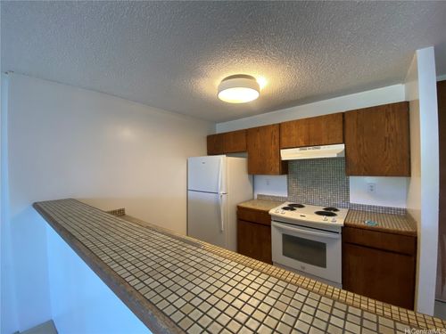802-55 Judd St, Honolulu, HI, 96817-2606 | Card Image