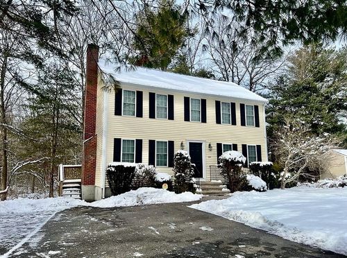 227 Village St, Millis, MA, 02054-1721 | Card Image