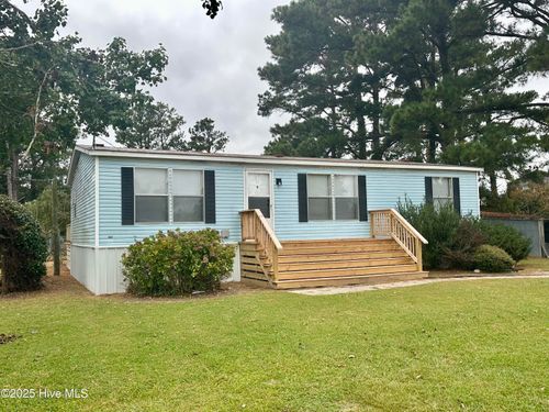 41 East Rd, Columbia, NC, 27925-8976 | Card Image