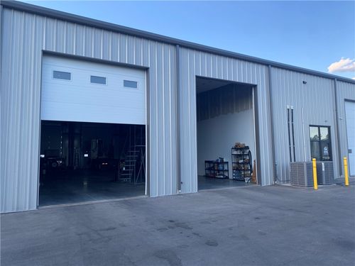 101-3850 S Honeysuckle Ln, Rogers, AR, 72758-7074 | Card Image