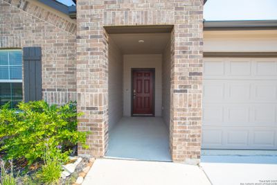 832 Pronghorn Trl, House other with 4 bedrooms, 2 bathrooms and null parking in Seguin TX | Image 3