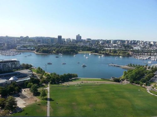 1901-289 Drake Street, Vancouver, BC, V6B5Z5 | Card Image