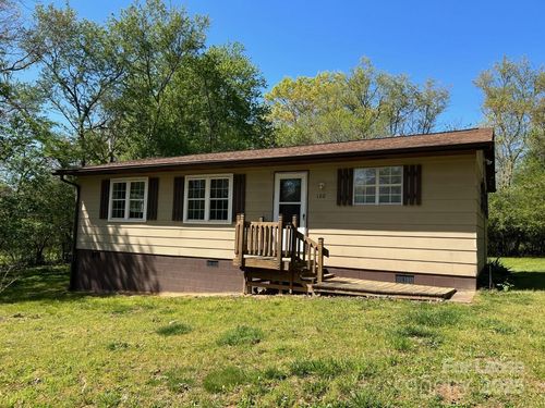 120 Amber Ln, Statesville, NC, 28677-8418 | Card Image